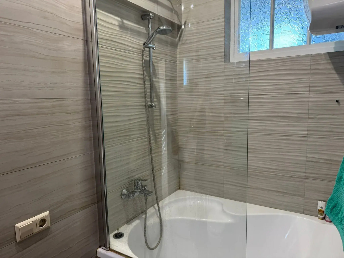 Двухкомнатные апартаменты на Большой Троицкой 28