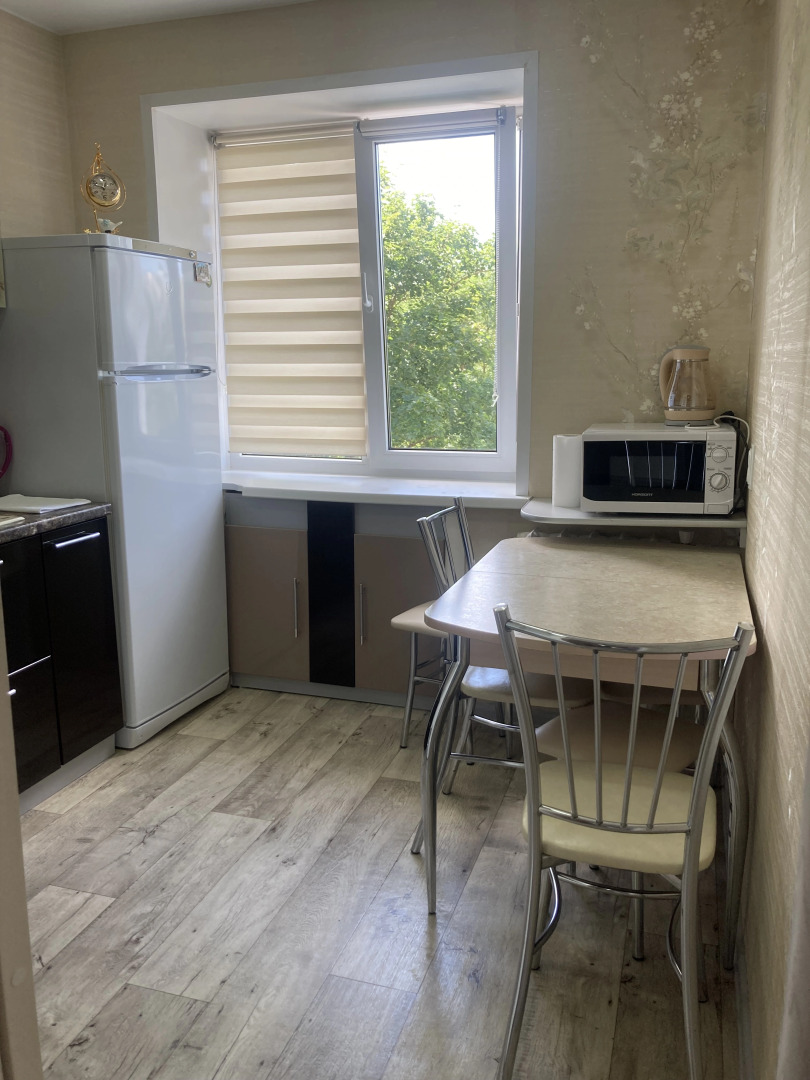 Апартаменты на площади Ленина