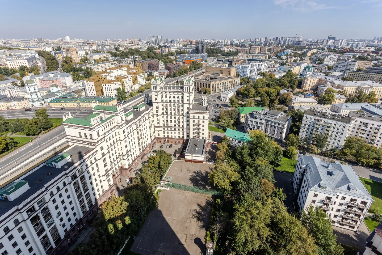 Апартаменты Улучшенные с Балконом и Гостиной