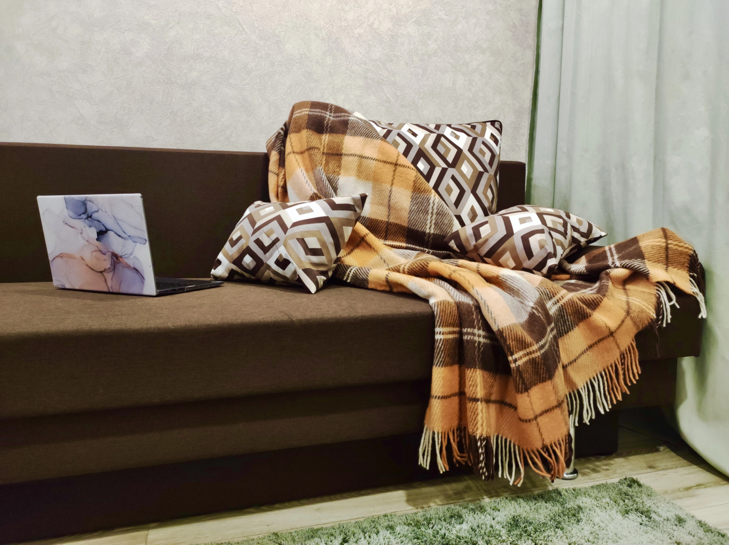 Апартаменты Гости Любят у метро Рассказовка Зеленая