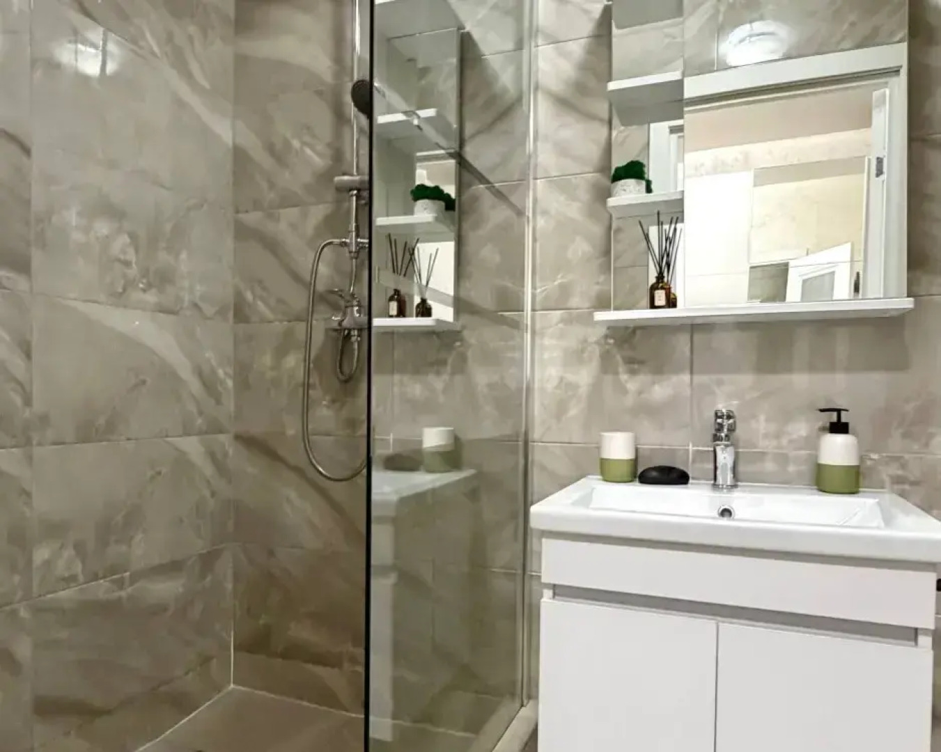 Апартаменты Dream Apartmens на Бульваре Октябрьский 26 В