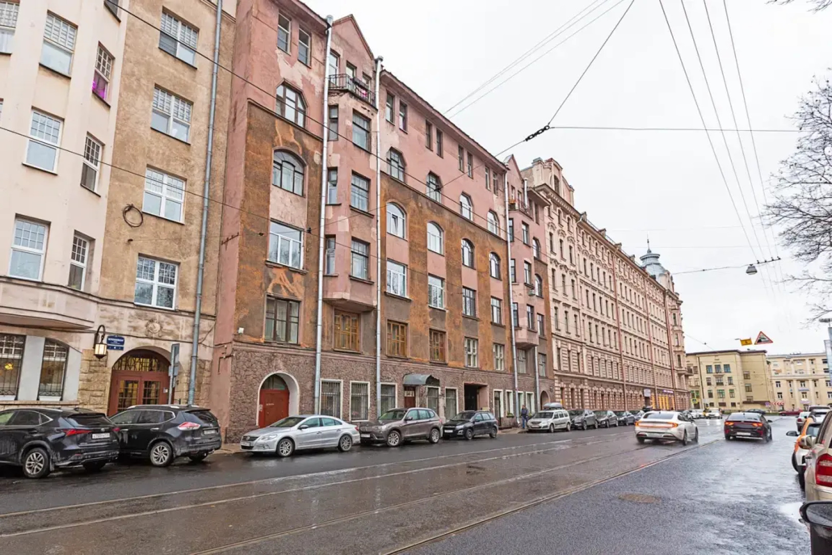 Апартаменты Бирюза и Подсолнух ВПитер на сутки 1