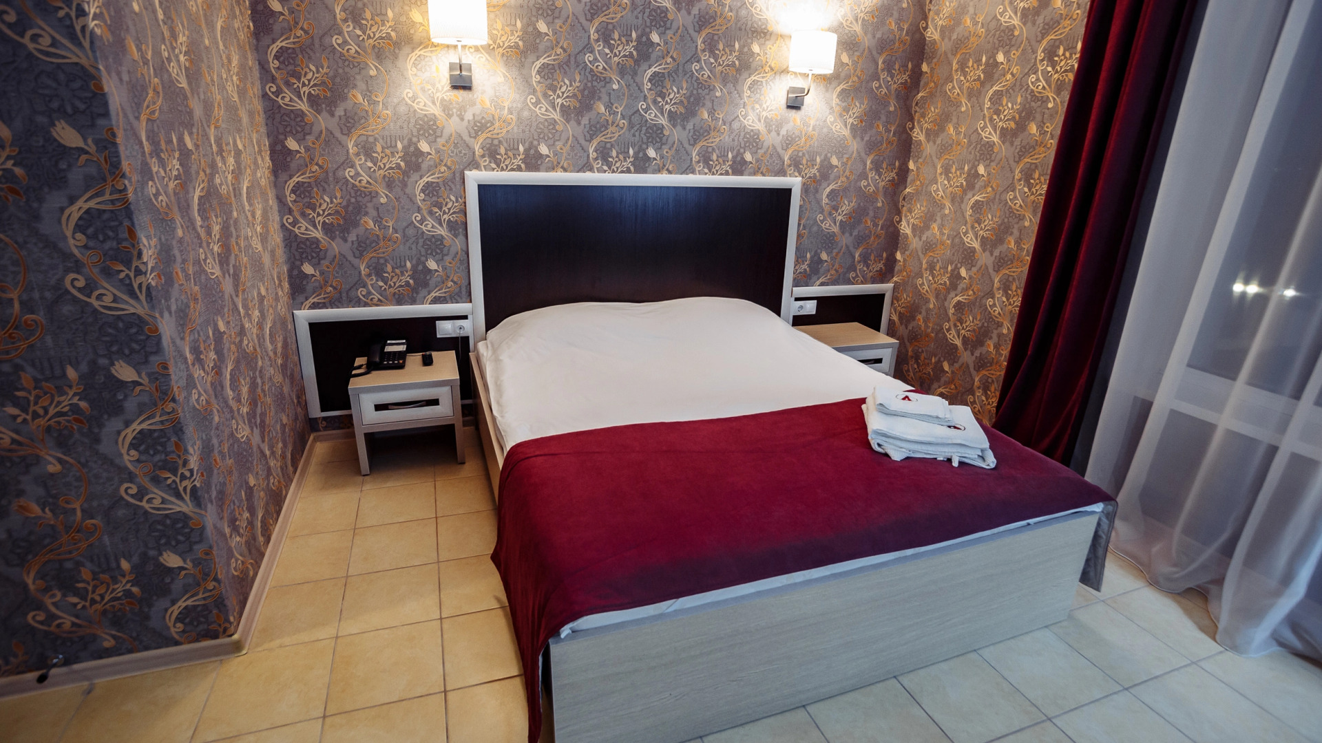 Отель Амфора