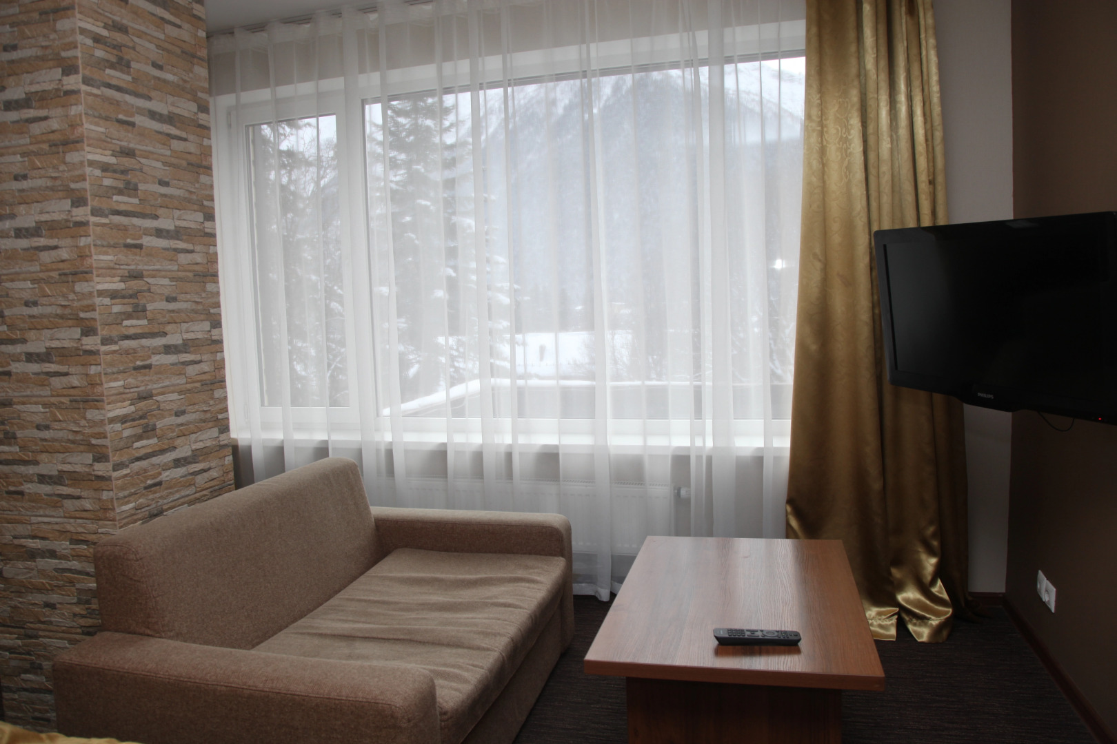 Отель Наступ