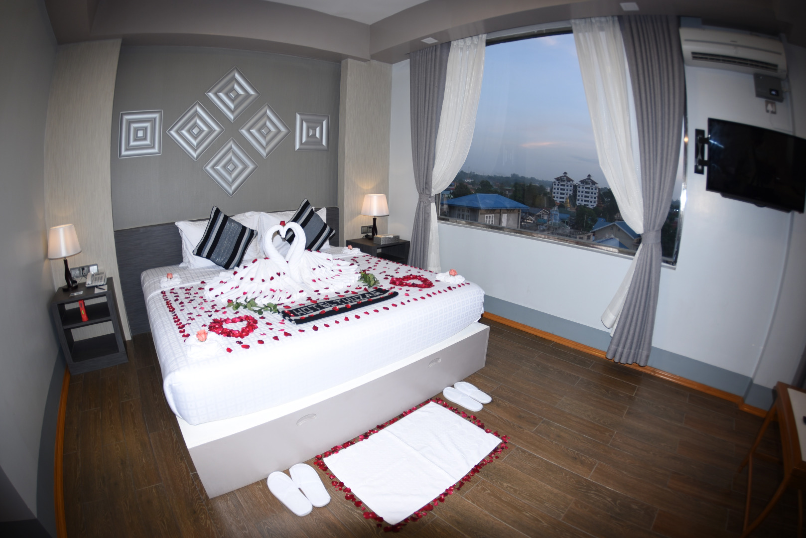 Отель Thuzar Pyin Oo Lwin