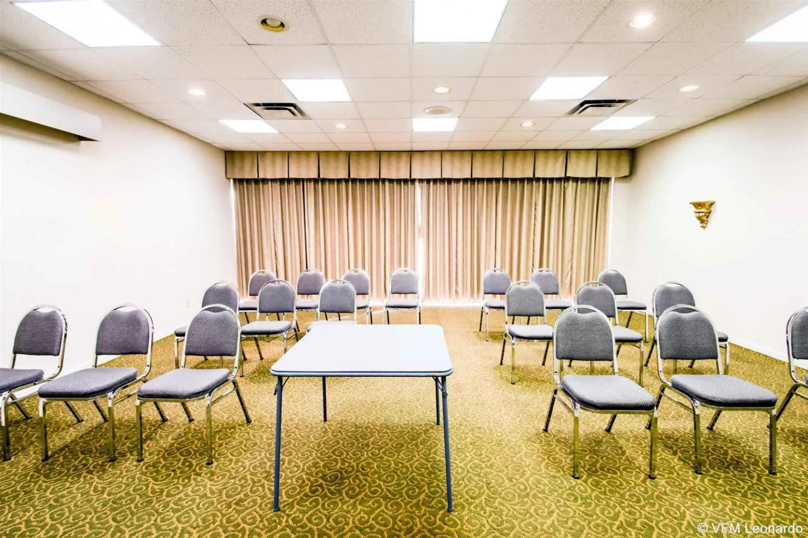 Отель Equus Inn Ocala