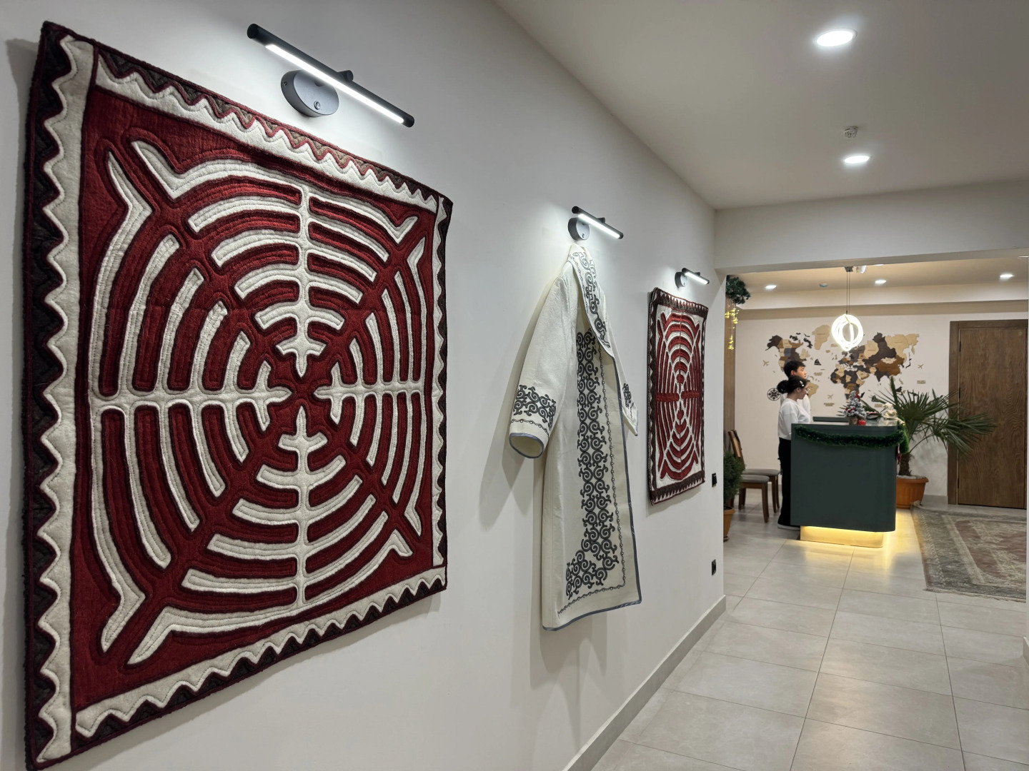 Отель Акжола