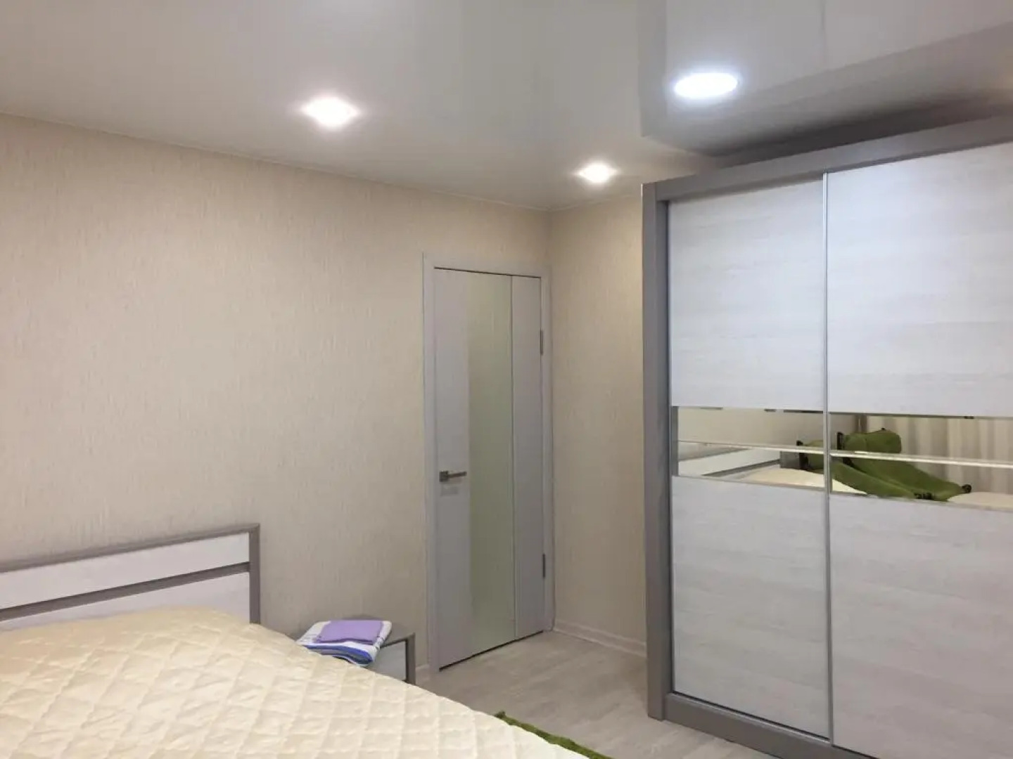 Апартаменты на Металлургов 13