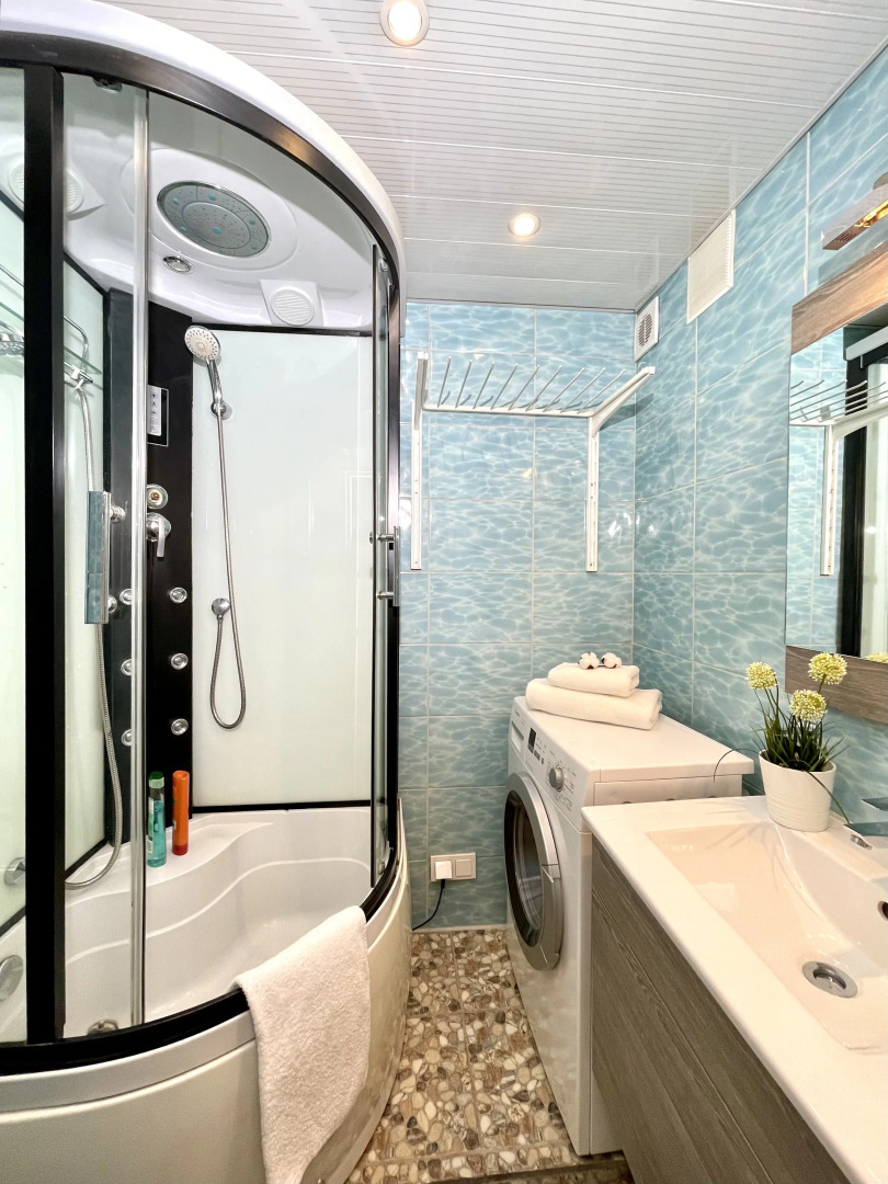 Квартира Приятная Около Вредена  на Веденеева 4