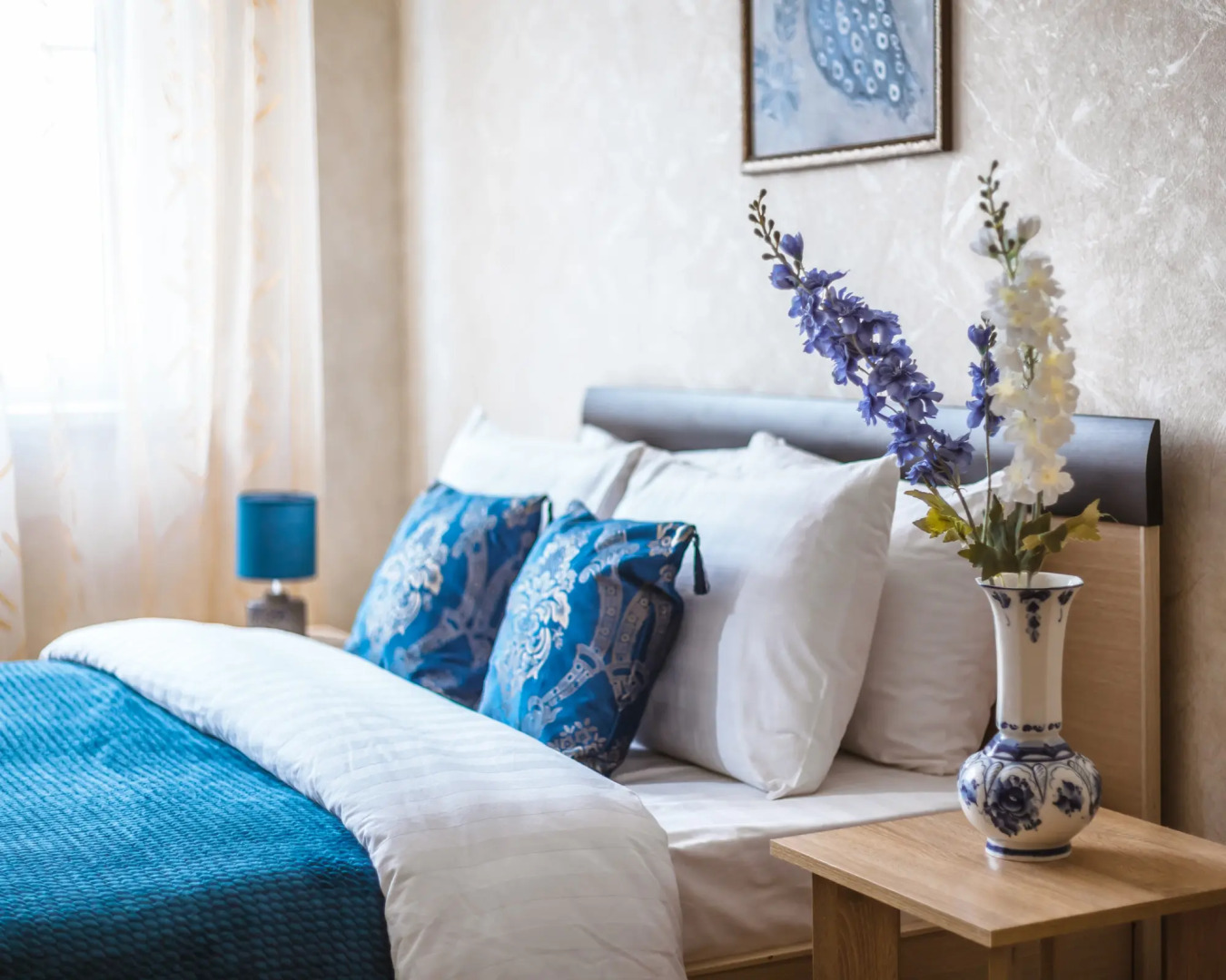 Апартаменты На Лазурной 10к1