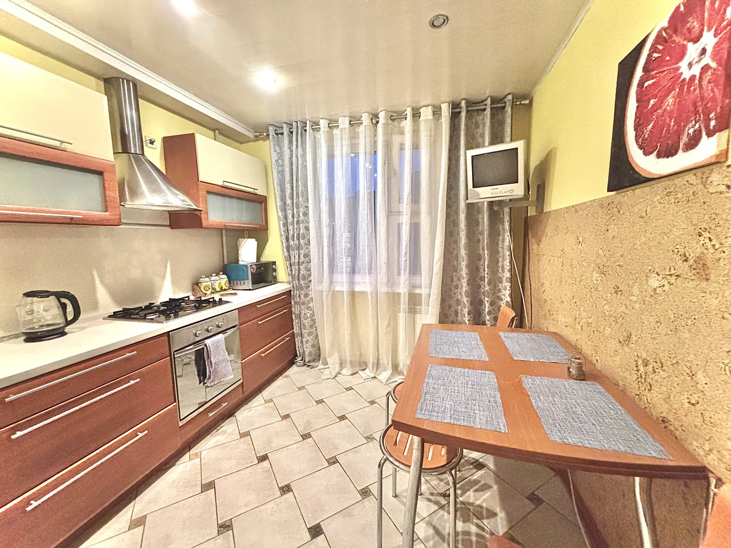 Апартаменты Бакинская 18к1