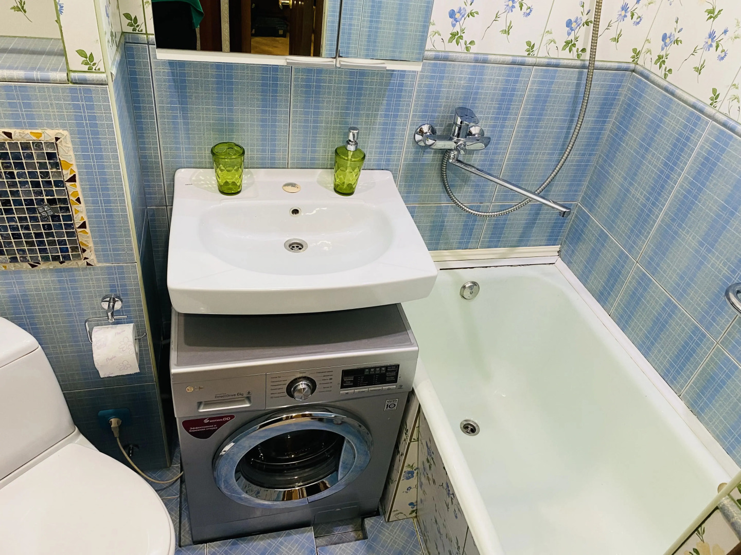 Квартира Уютная в пешей доступности от метро