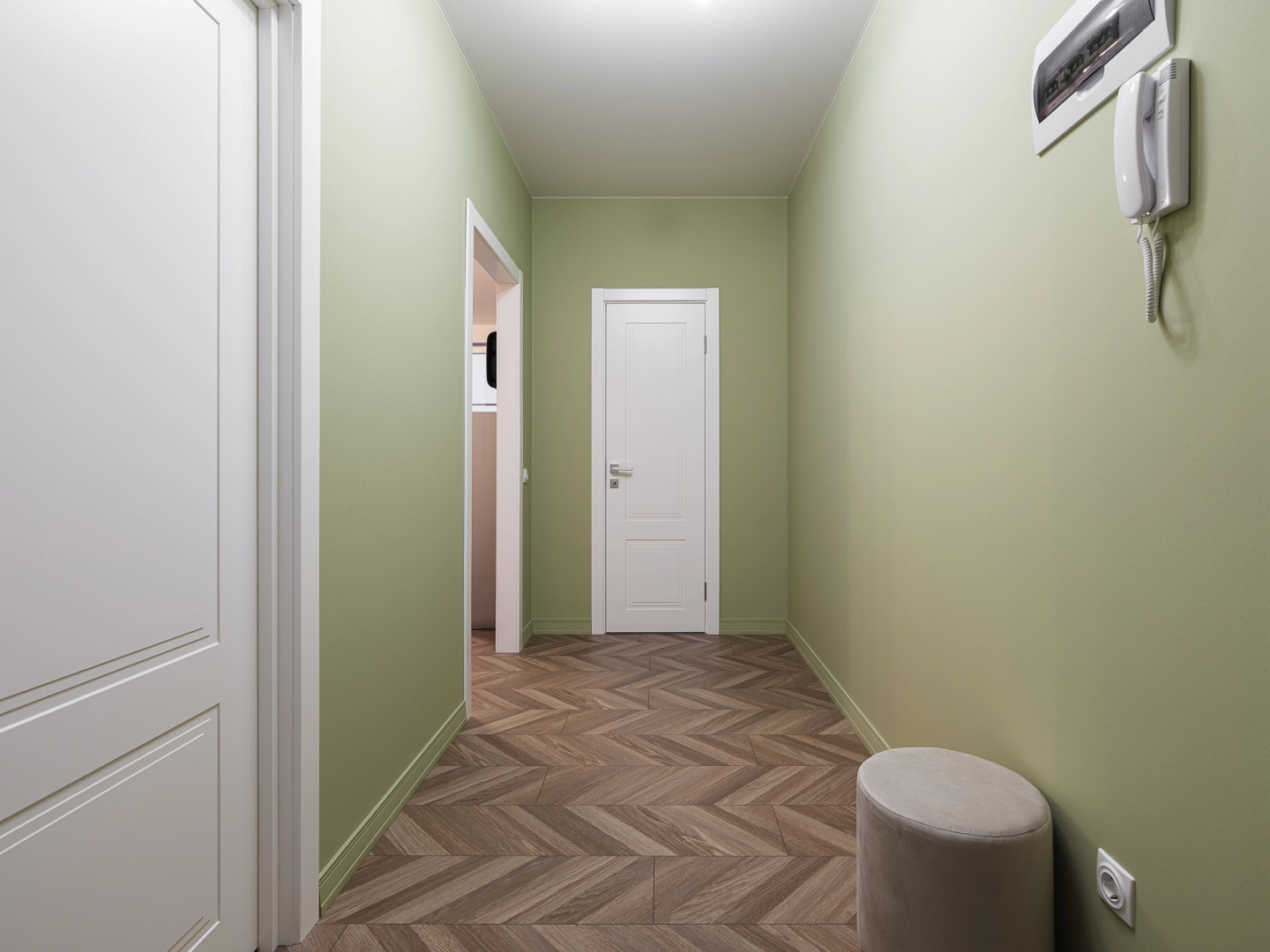 Апартаменты на 16 этаже с видом на парк Галицкого