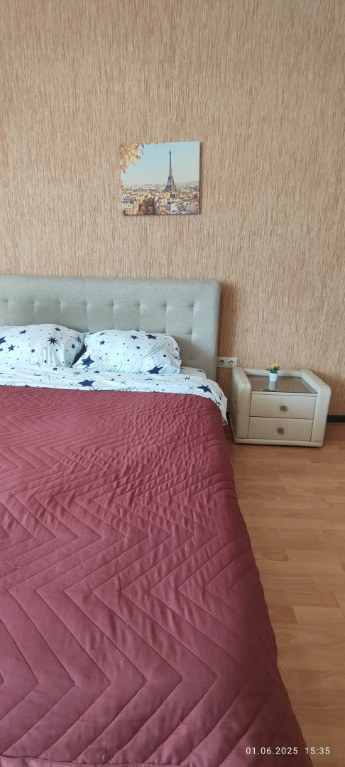 Квартира Чистая и Уютная с Новым Ремонтом и Хорошей Локацией в Городе