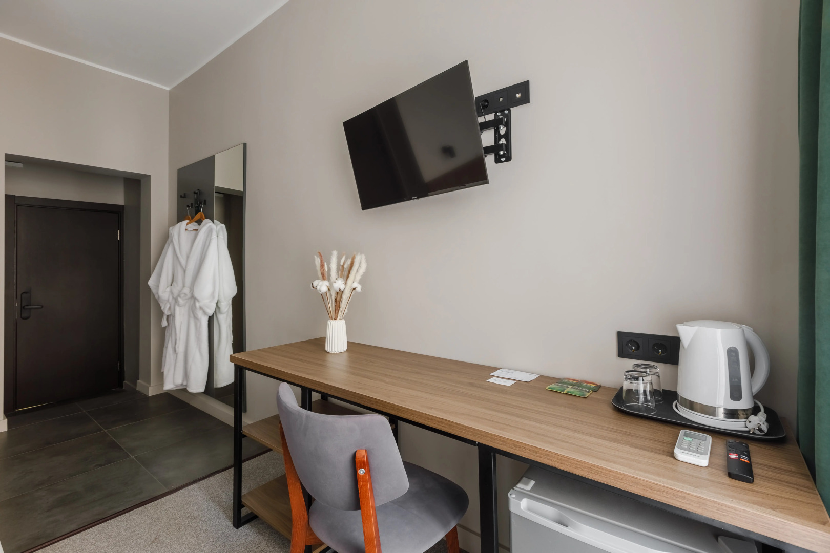 Отель Seven Hills на Брестской