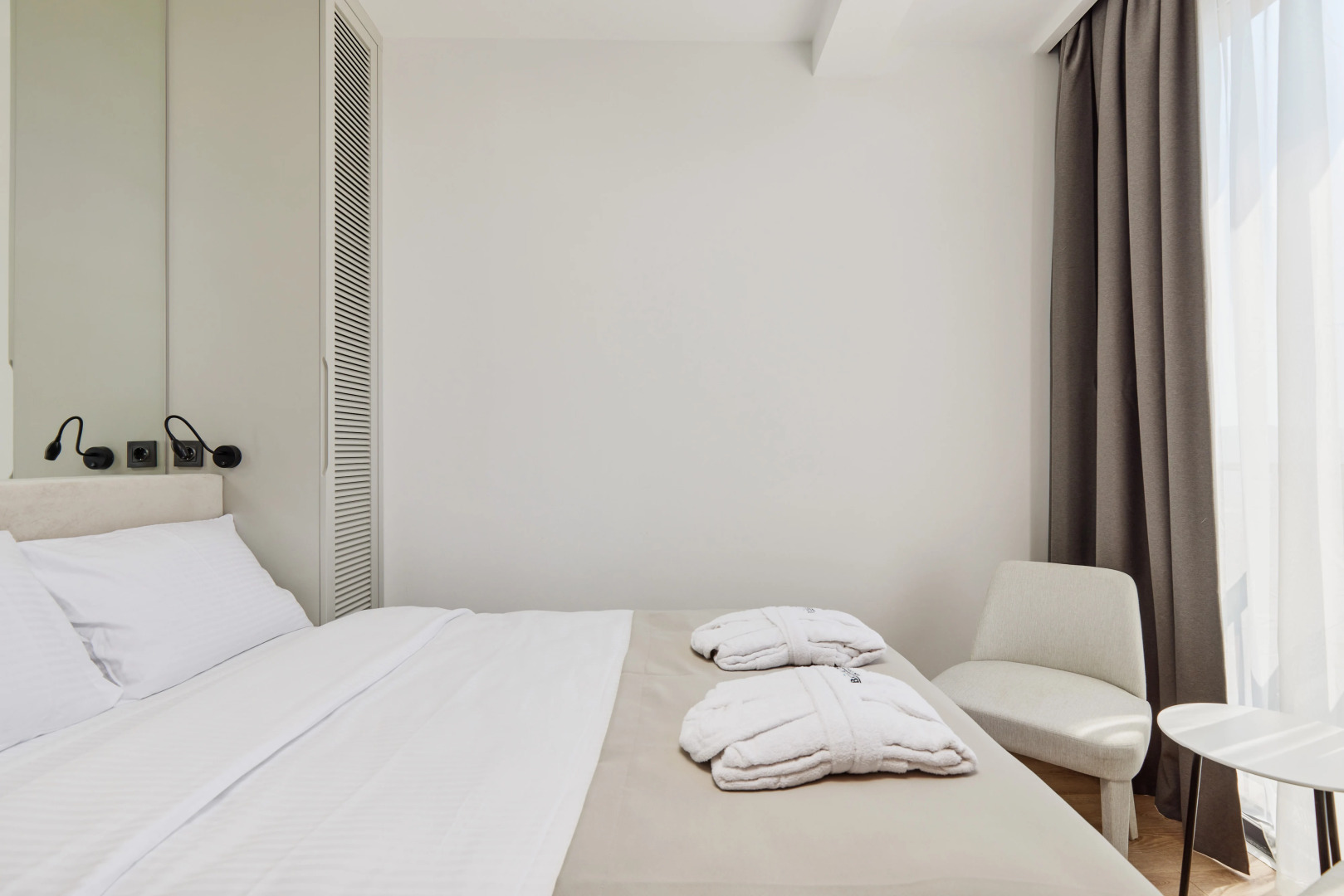 Апарт-отель Bayview Hills Luxury Residences