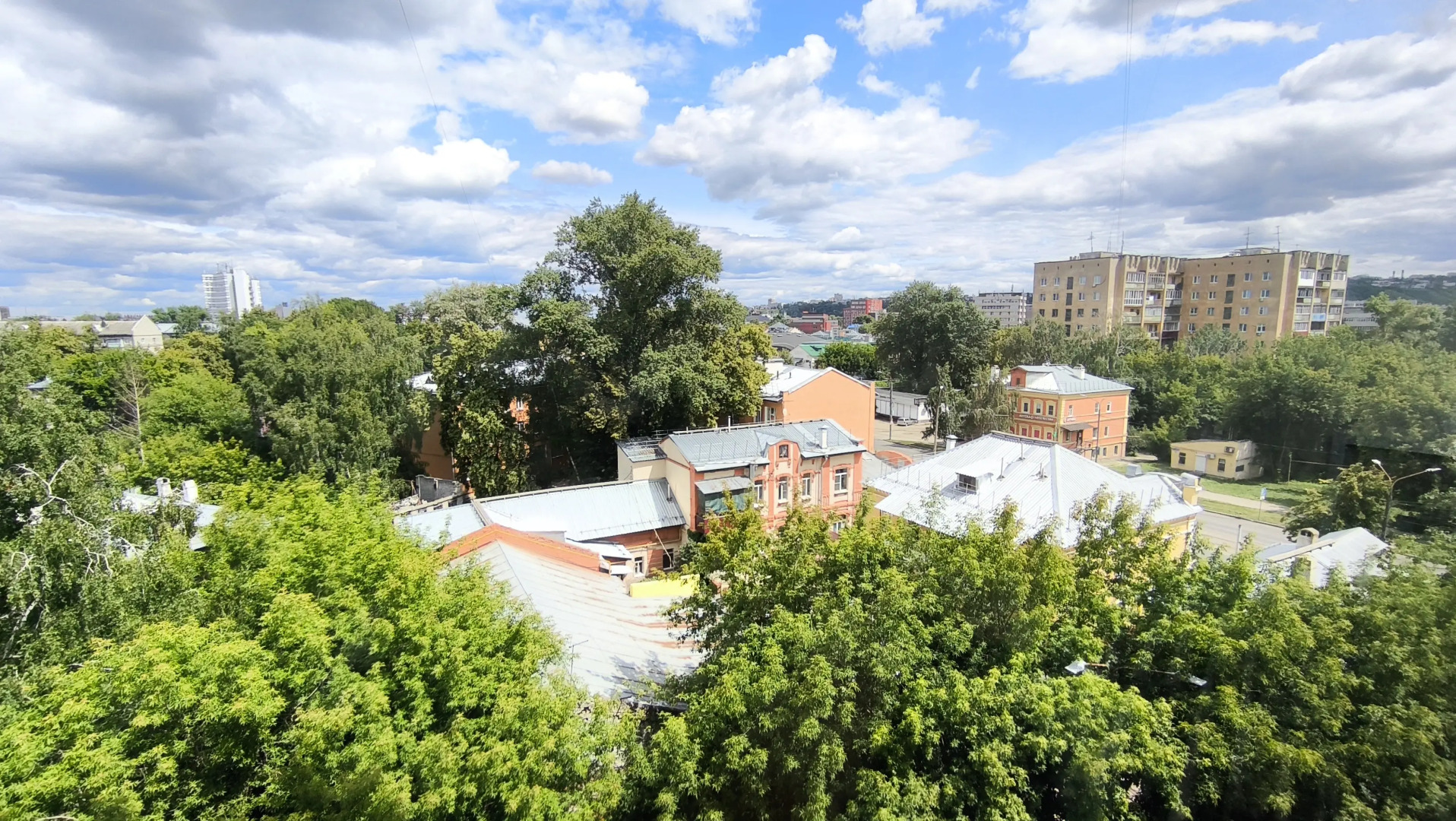 VolgaApart 2-х комнатная квартира