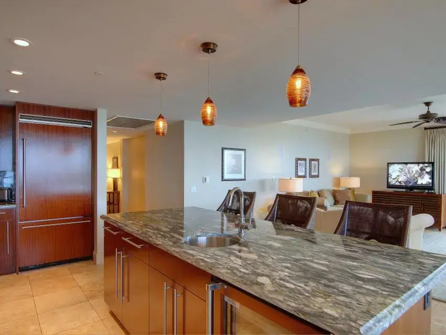 Апарт-Отель Views of Beach Pacific Ocean Lanai & Molokai