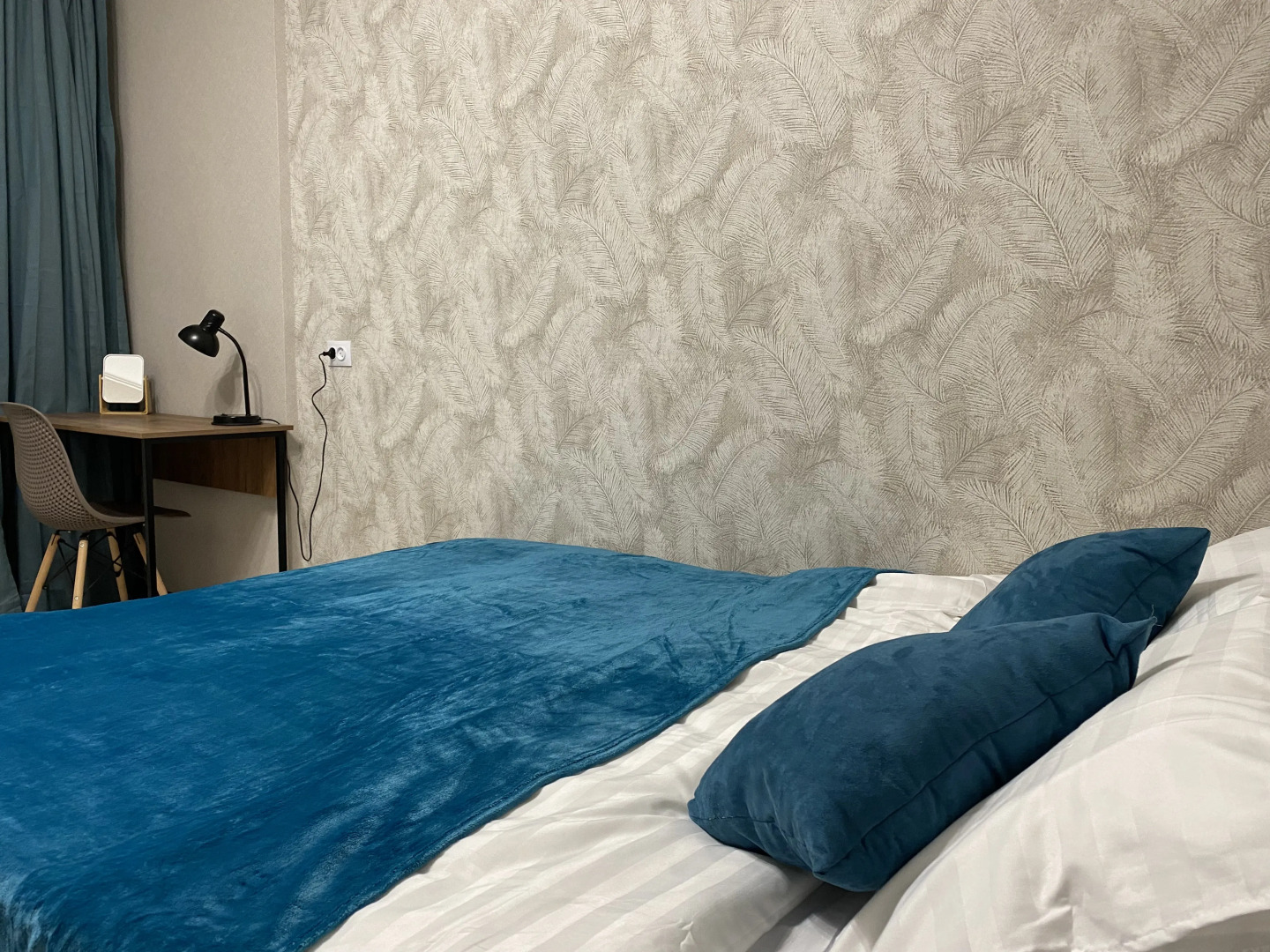 Квартира 2-комнатная на академика Байкова 11-2