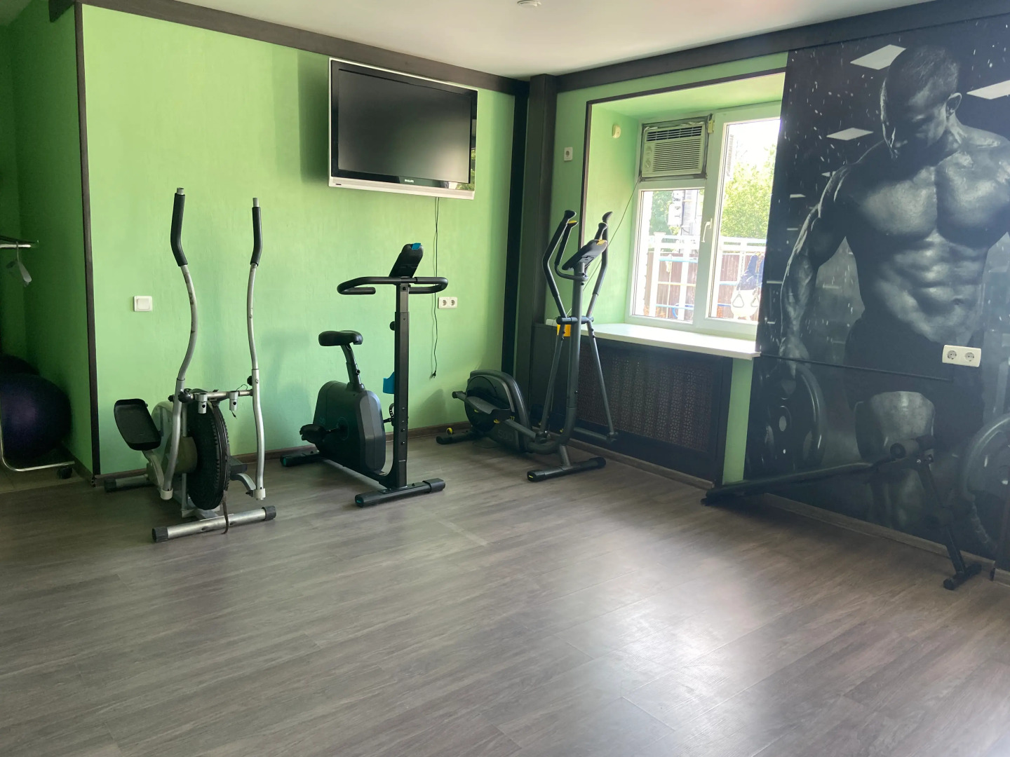 Апартаменты на улице Содружества 66/110