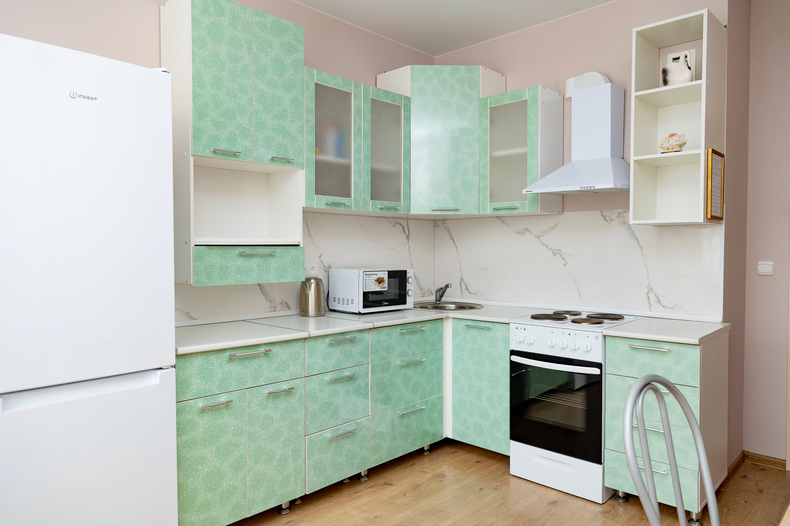 Апартаменты Домино на Набережной Реки Иртыш