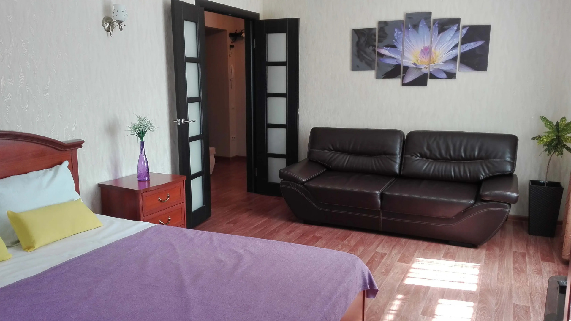 Квартира двухкомнатная на Маркова 8/2 с видом на залив