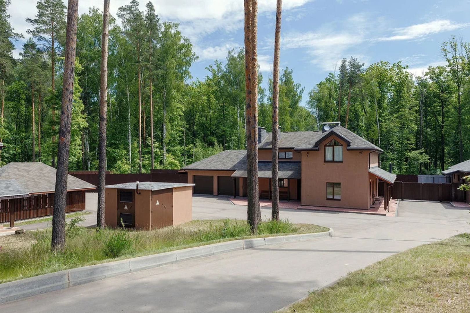 База Отдыха Дубки