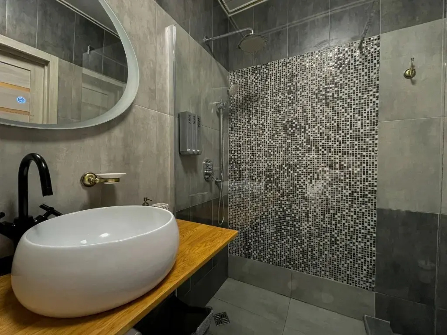 Квартира MaxRealty24 Липовой Рощи, 2к2