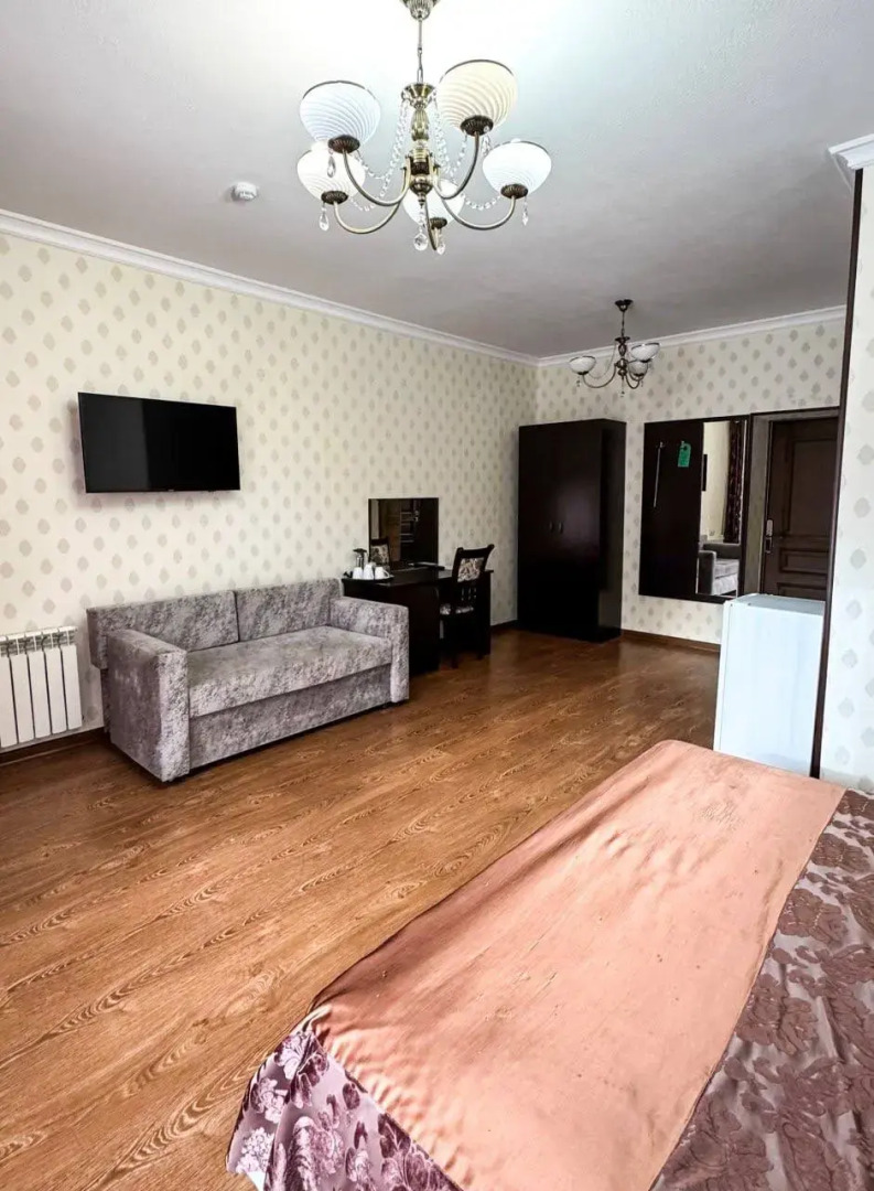 Отель Кавказ