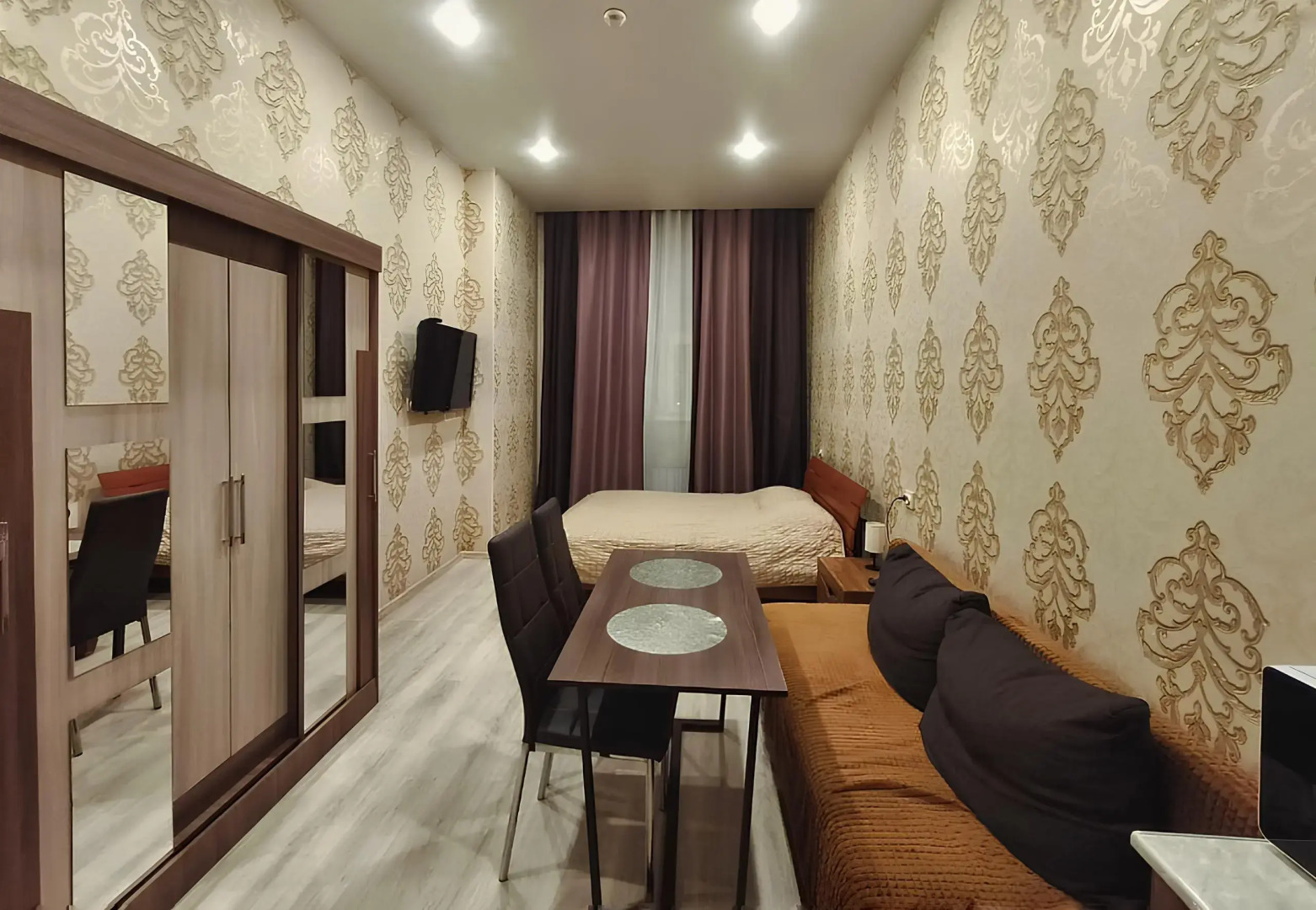 Отель Героев России