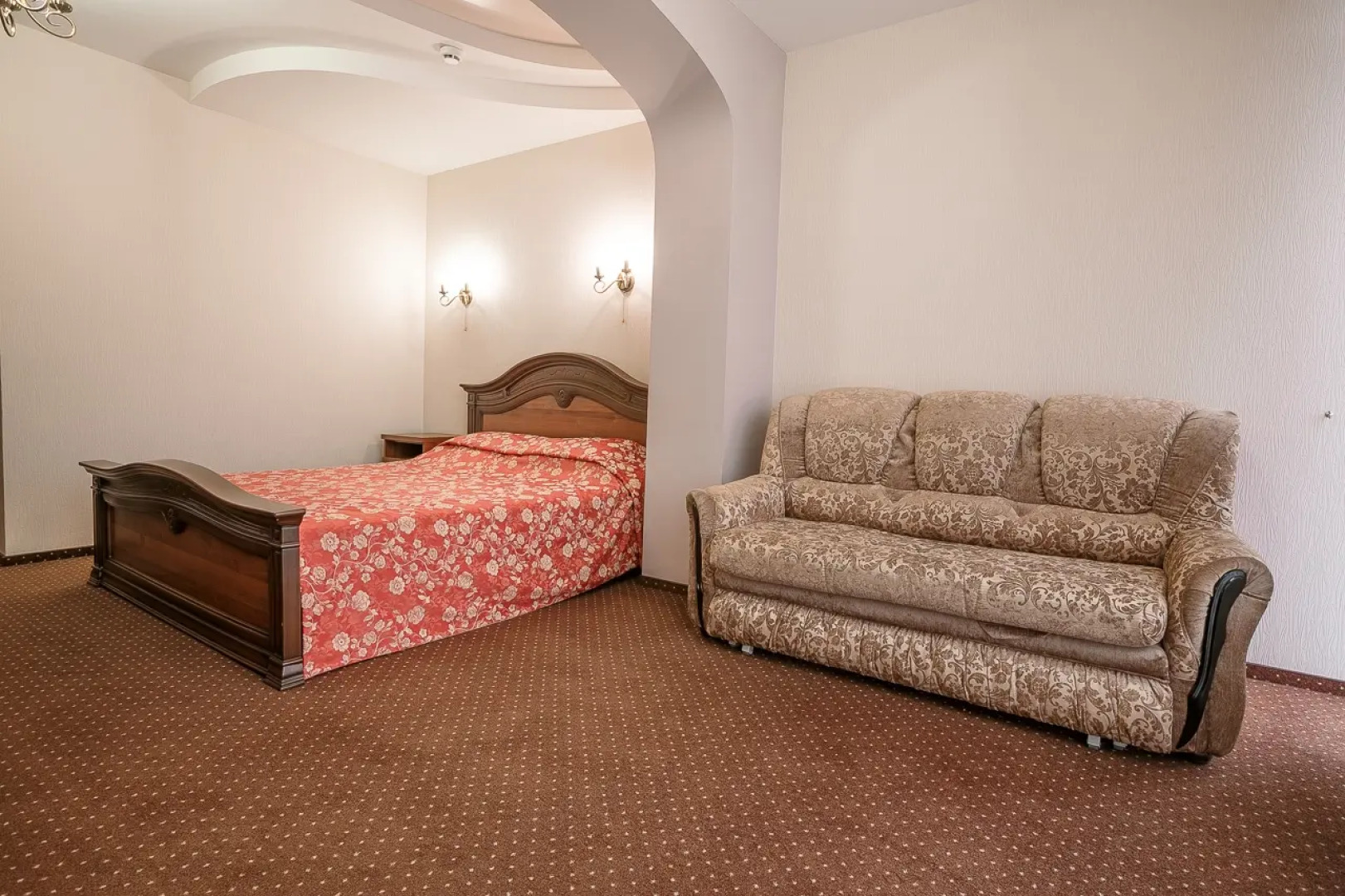 Отель Кристалл