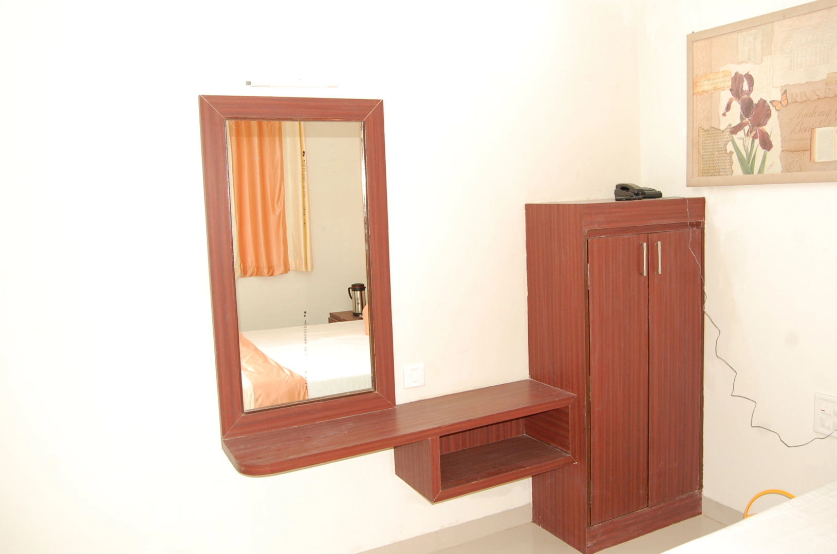 Отель Parth Executive