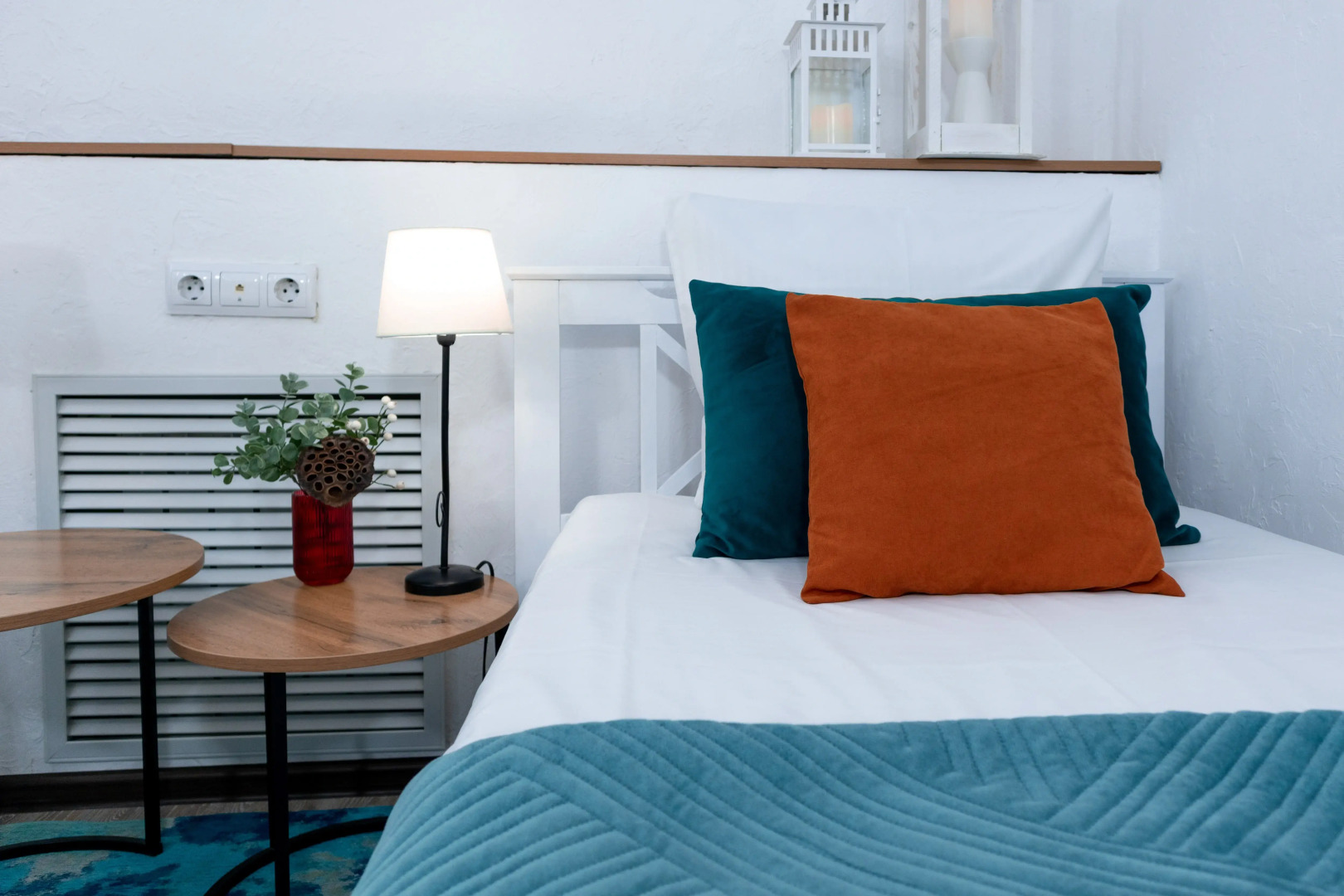 Апартаменты Атмосферные на набережной в доме с колоннами Ловец Снов 1