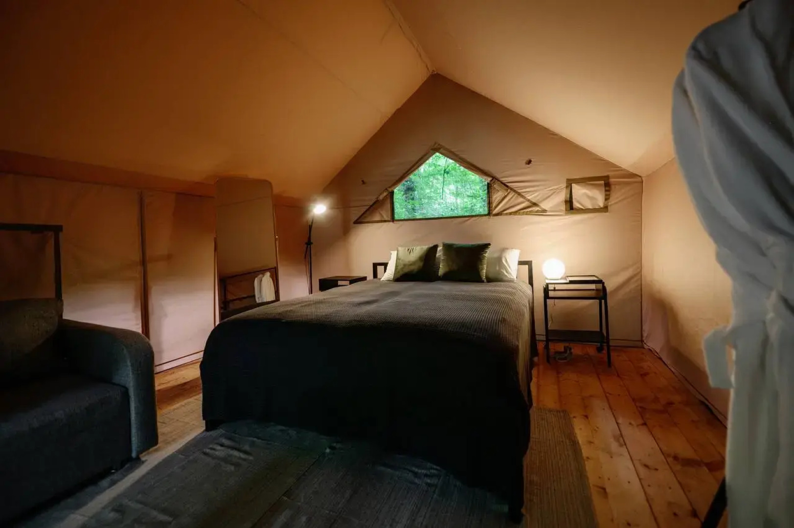 Лучшее место