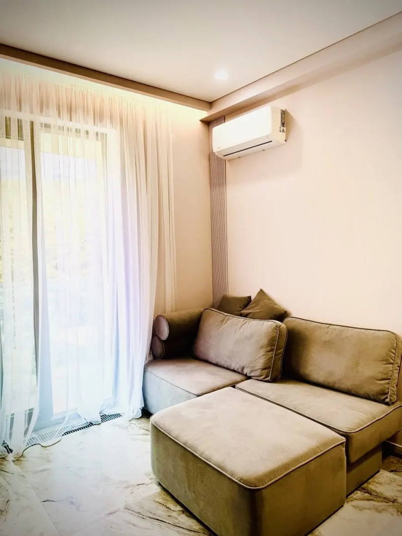 Апартаменты Скай Плаза с видом на Массандровский парк