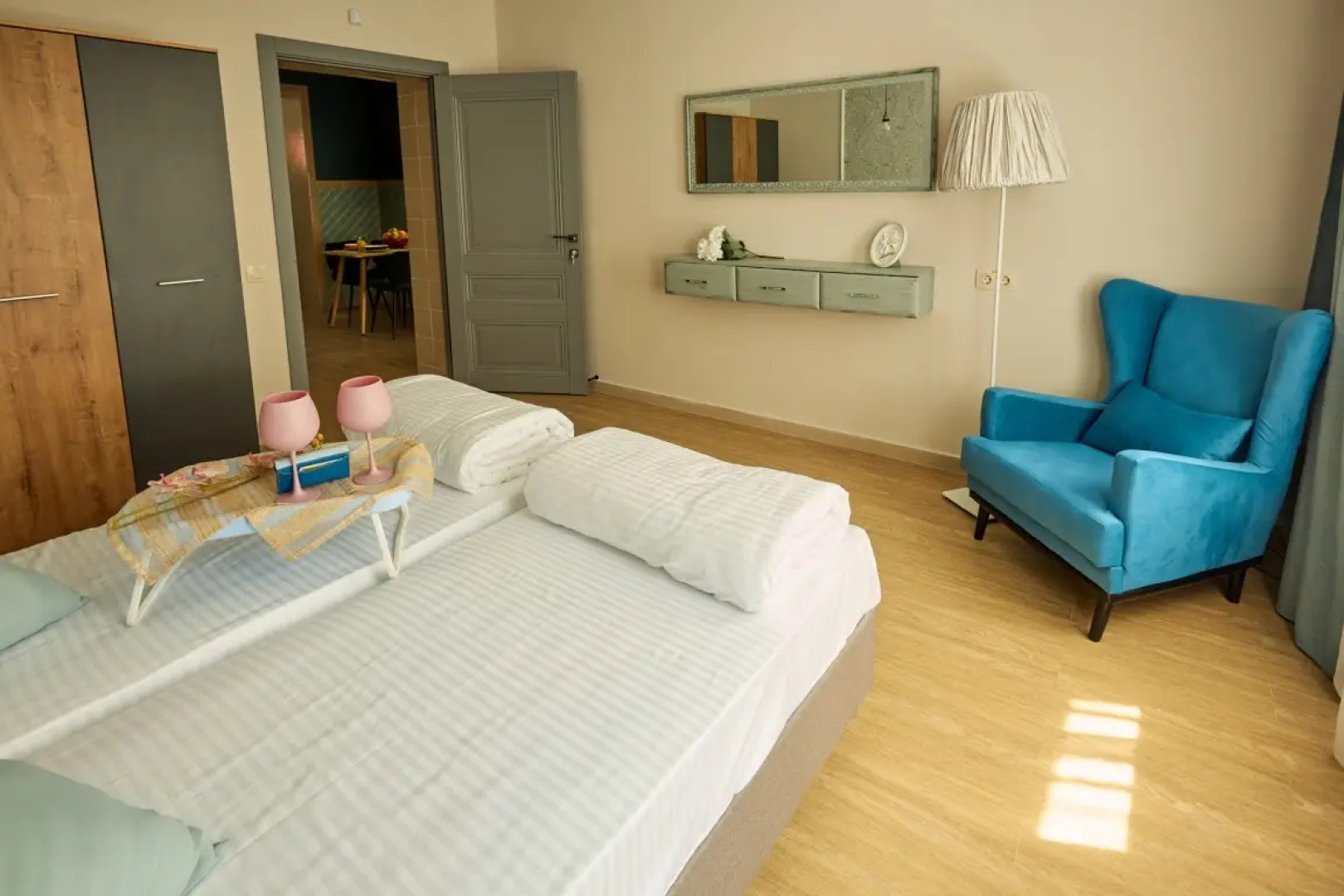 Апартаменты На Панской 1