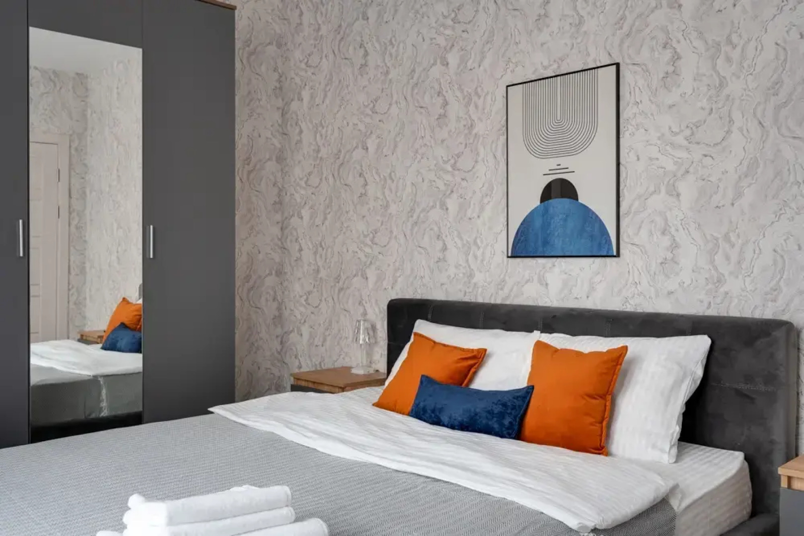 Апартаменты UraganApart Сияние