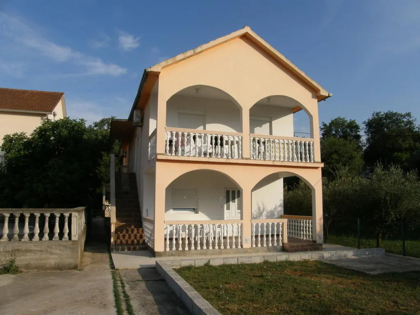 Апартаменты Dana