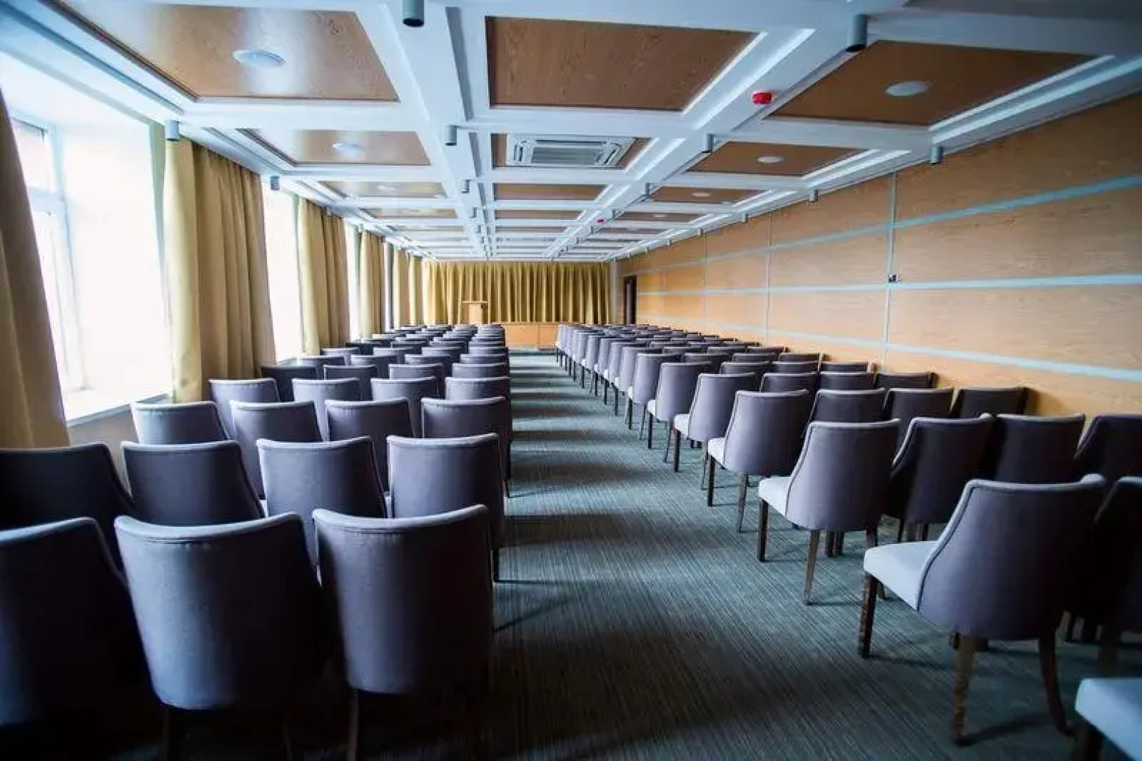 Отель Томь Ривер Плаза