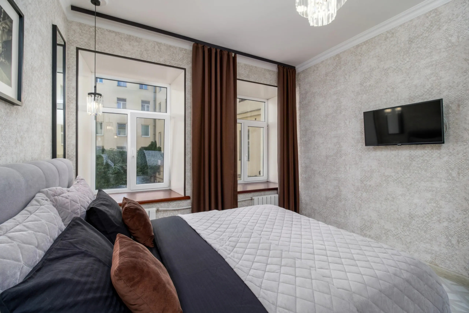 Апартаменты лофт у Исаакиевского Собора 2 Спальни 1