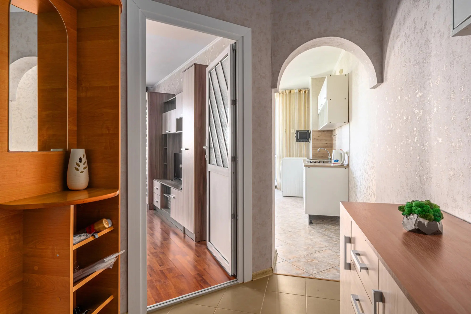 Квартира с балконом у госпиталя ветеранов