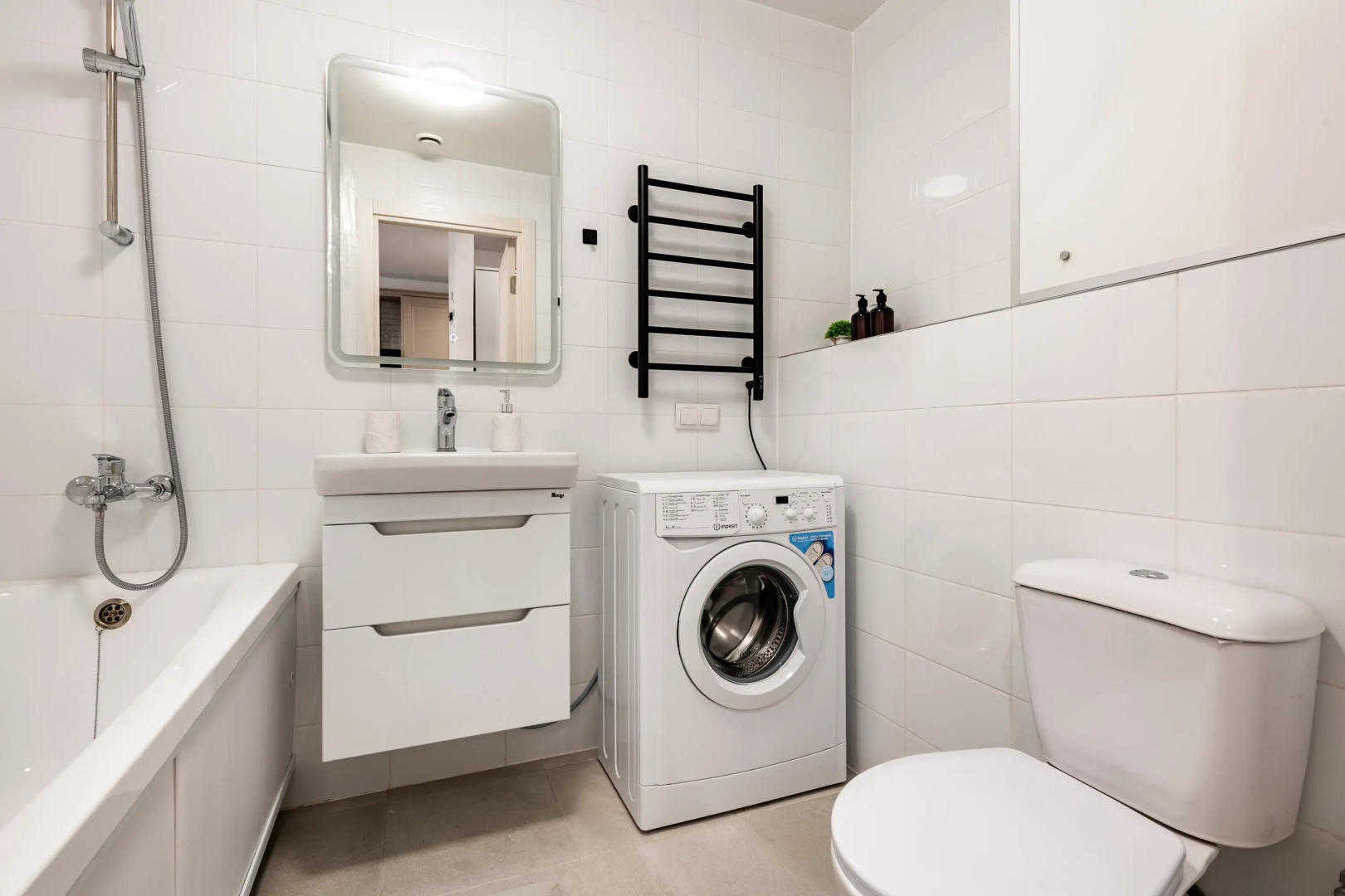 Квартира Наглый Диван