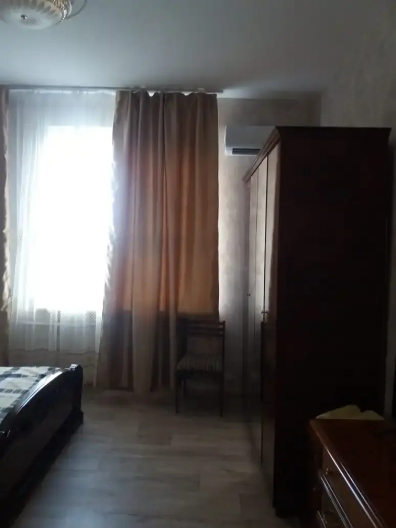 Апартаменты 3 комнатная квартира на аллее героев 2