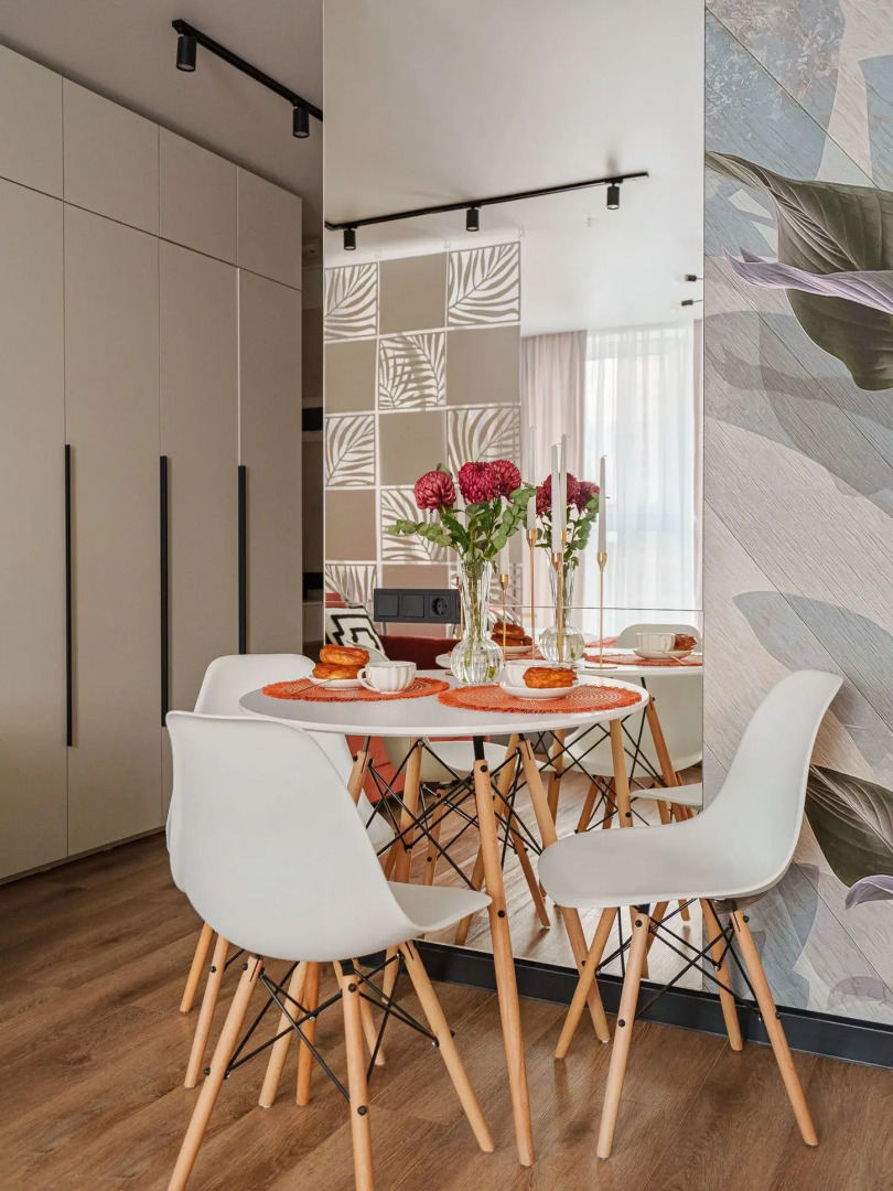 Квартира Современная Заботливо Обустроенная