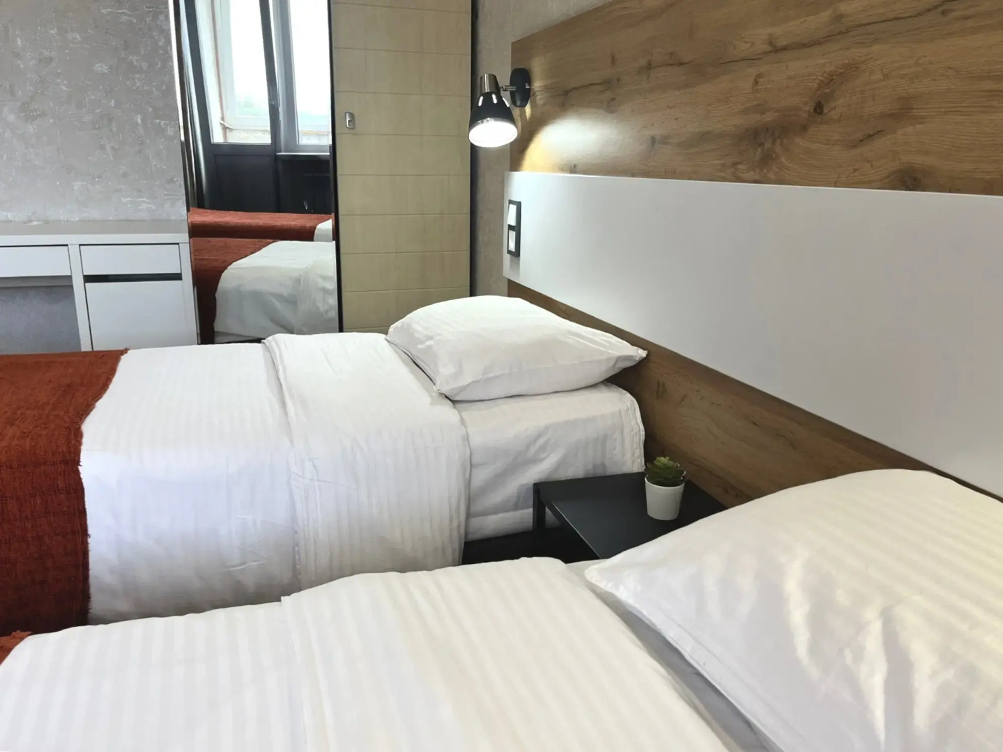 Апартаменты двухкомнатные ЛЮКС на 8 этаже Барбарис