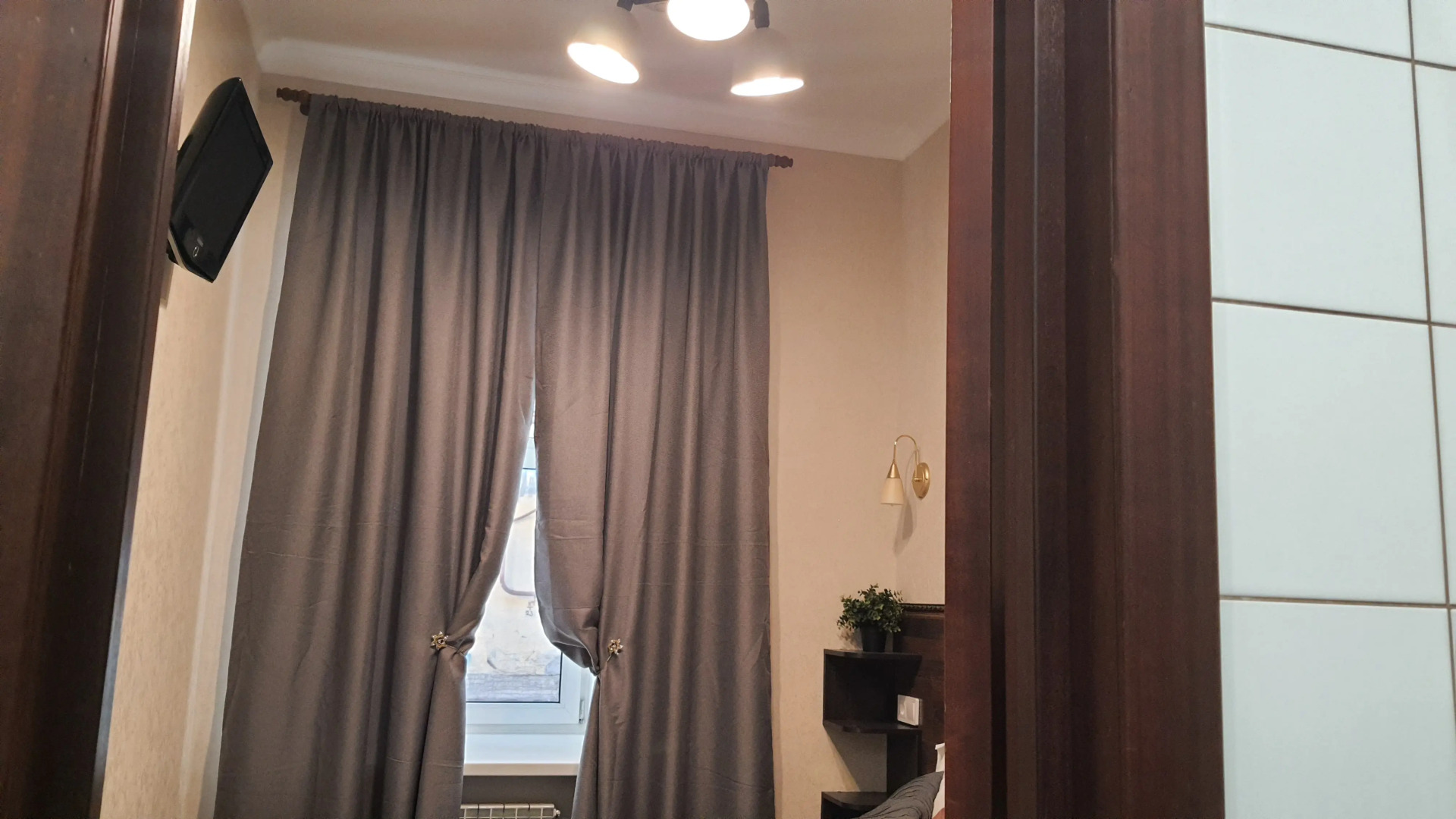 Мини-отель Счастье на Рубинштейна 5