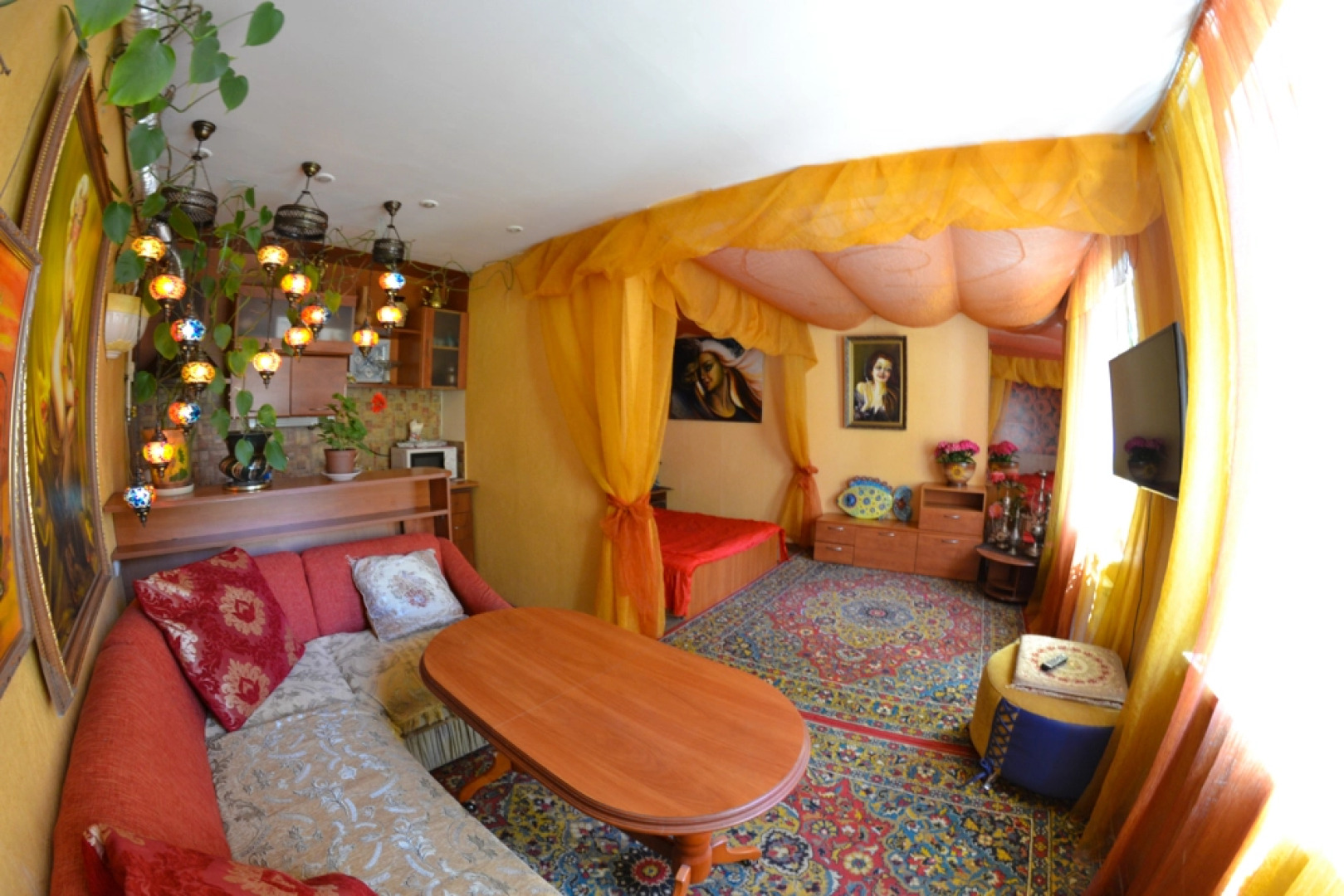 Дом на Набережной