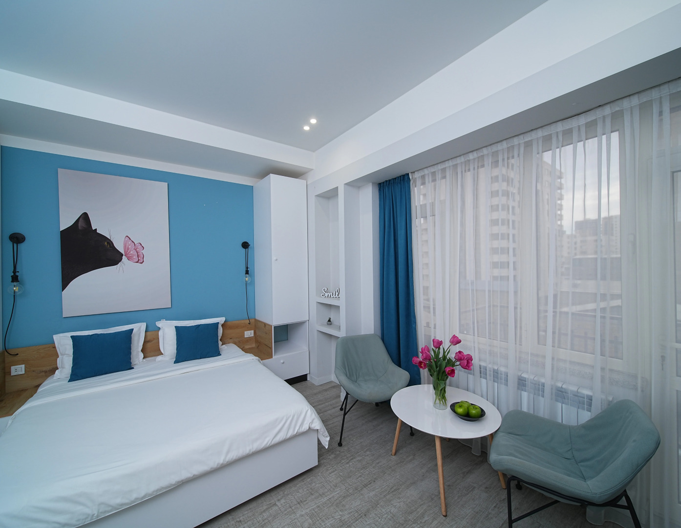 Апартаменты Студия с балконом в центре города от Sweet Home