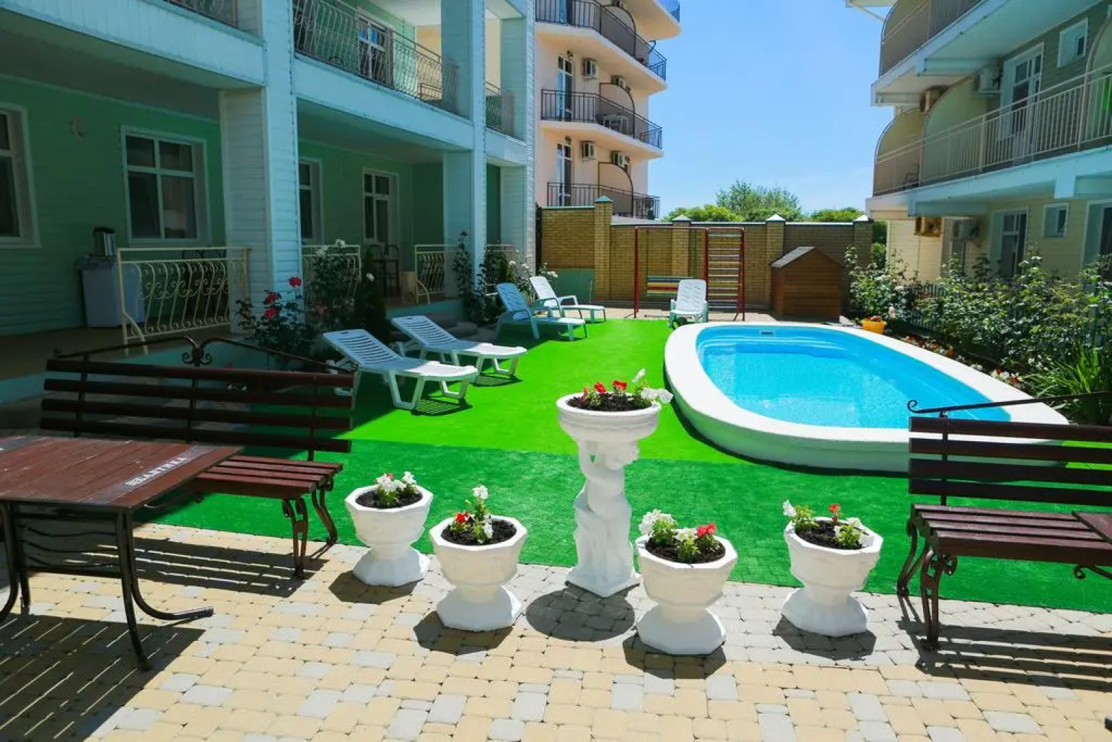 Гостевой дом  Love Story