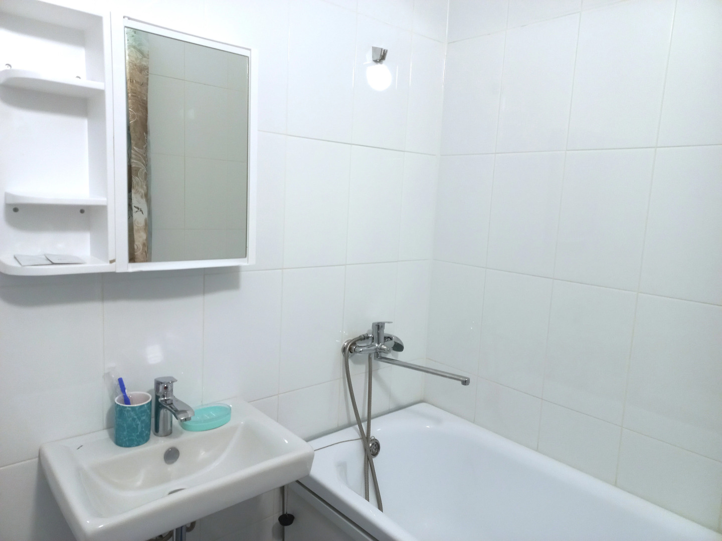 Квартира Свежая с Уютом